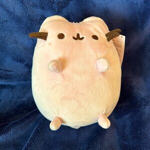 Lavender Pusheen plushie NWT